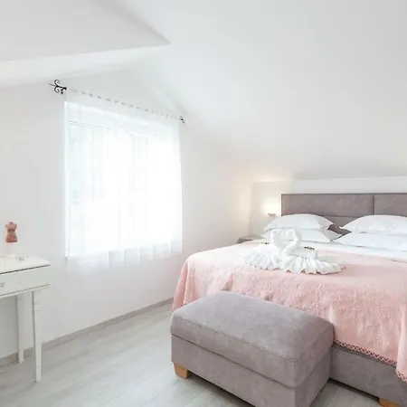 Steinhaus Ane Villa Tučepi