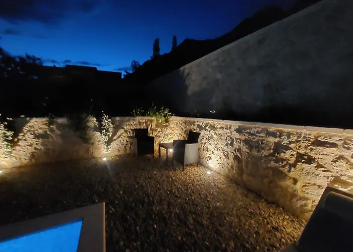 Steinhaus Ane Vila Tucepi